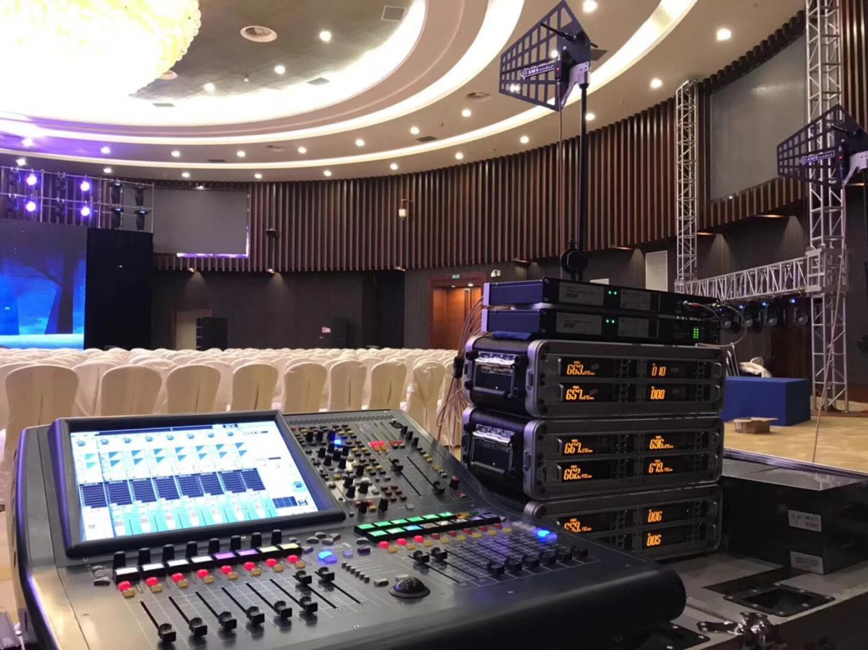Don’t Panic When Your Wireless Microphone Suddenly “Goes Silent”!
